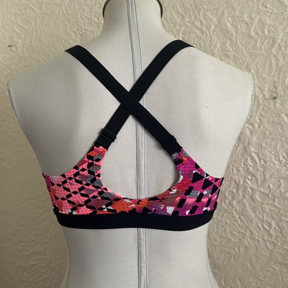 Victoria’s Secret Sport Lightweight Sports Bra 34B Pink Orange Black Patterned - Picture 3 of 6